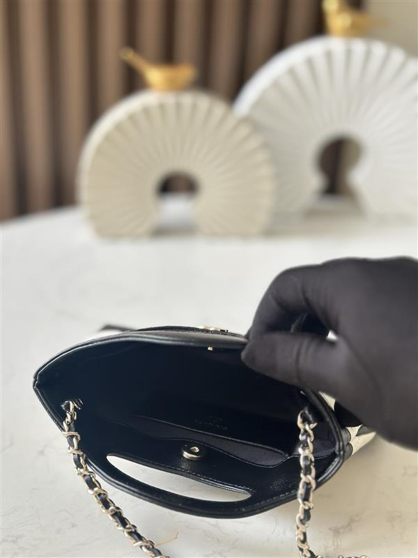 2026131221458903 570